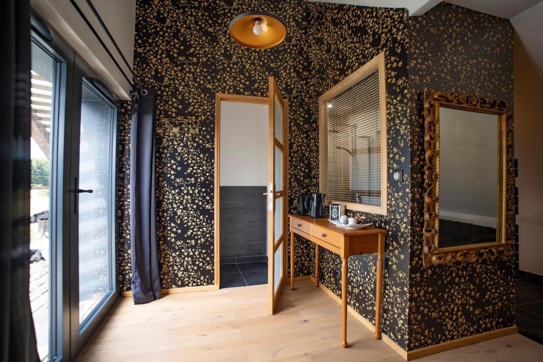 Le Jardin Des 4 Saisons Bed & Breakfast Ruaudin Rom bilde